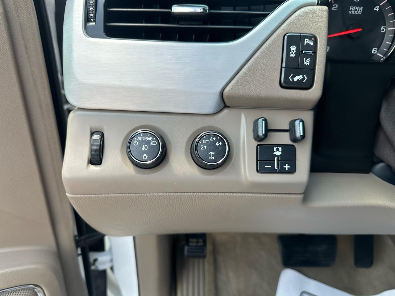 GMC Yukon 4WD 4dr SLT 2015