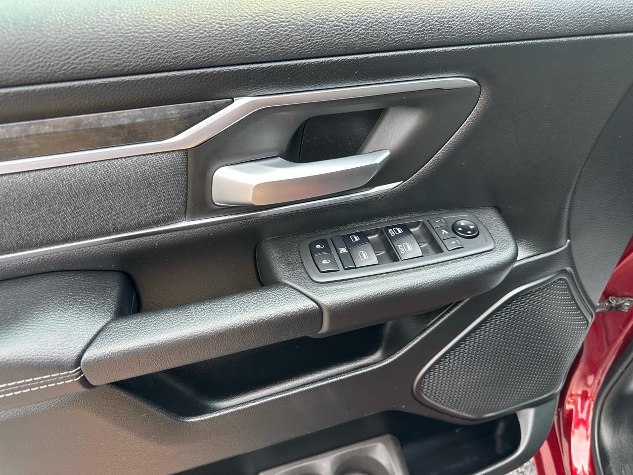 RAM 1500 Big Horn/Lone Star 4x4 Crew Cab 5'7" Box 2019