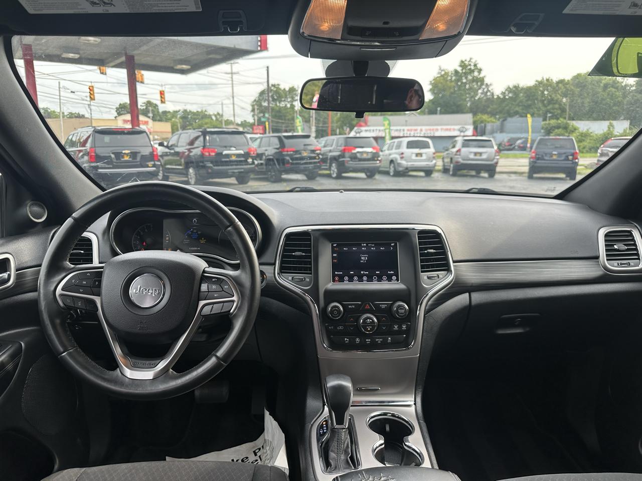 Jeep Grand Cherokee Laredo 4x4 2019