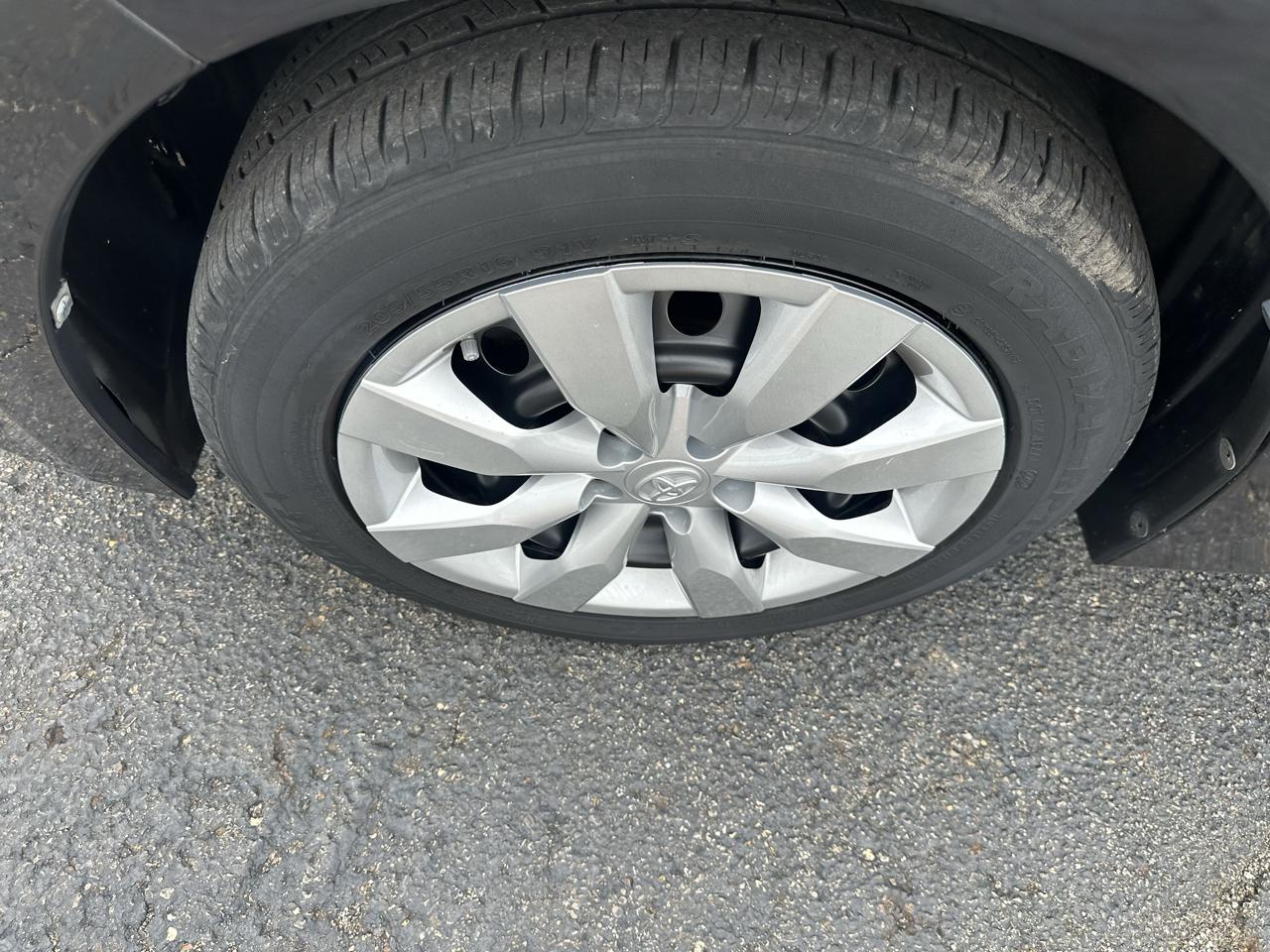 Toyota Corolla 4dr Sdn CVT LE Premium (Natl) 2014