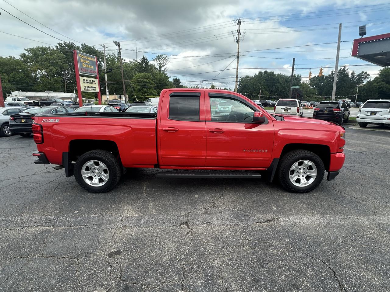 Chevrolet Silverado 1500 4WD Double Cab 143.5" LT w/2LT 2017
