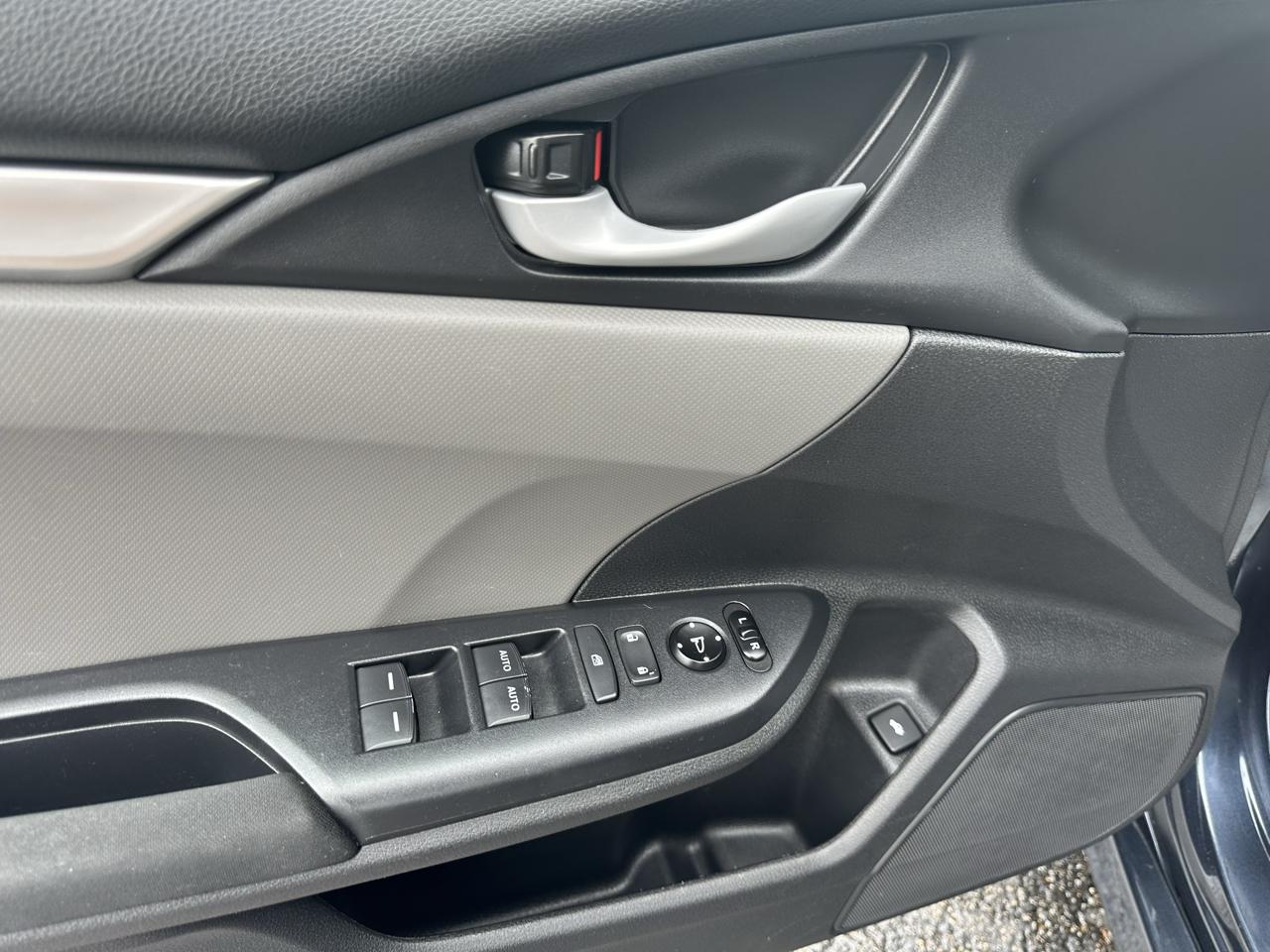 Honda Civic Sedan LX CVT 2019