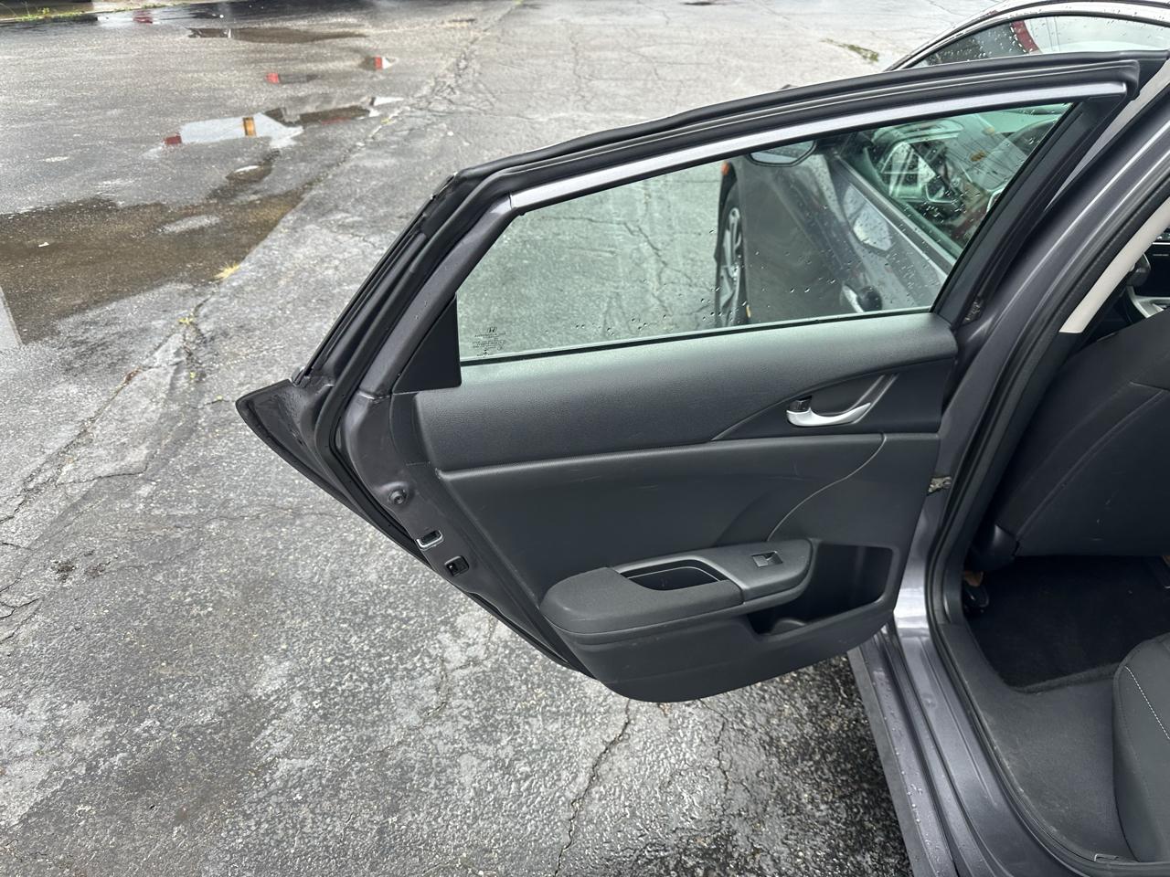 Honda Civic Sedan 4dr CVT EX 2016