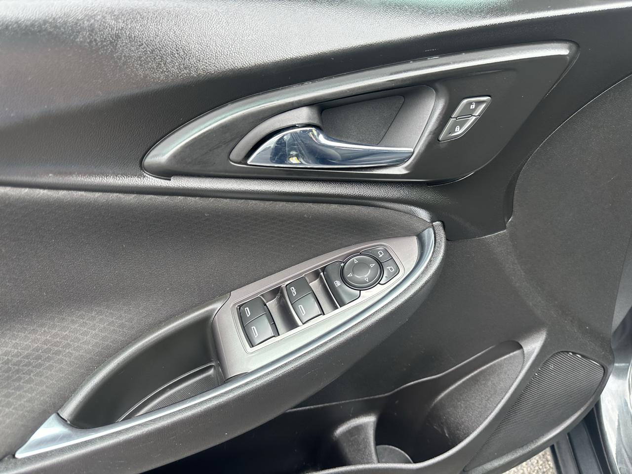 Chevrolet Malibu 4dr Sdn LT w/1LT 2017