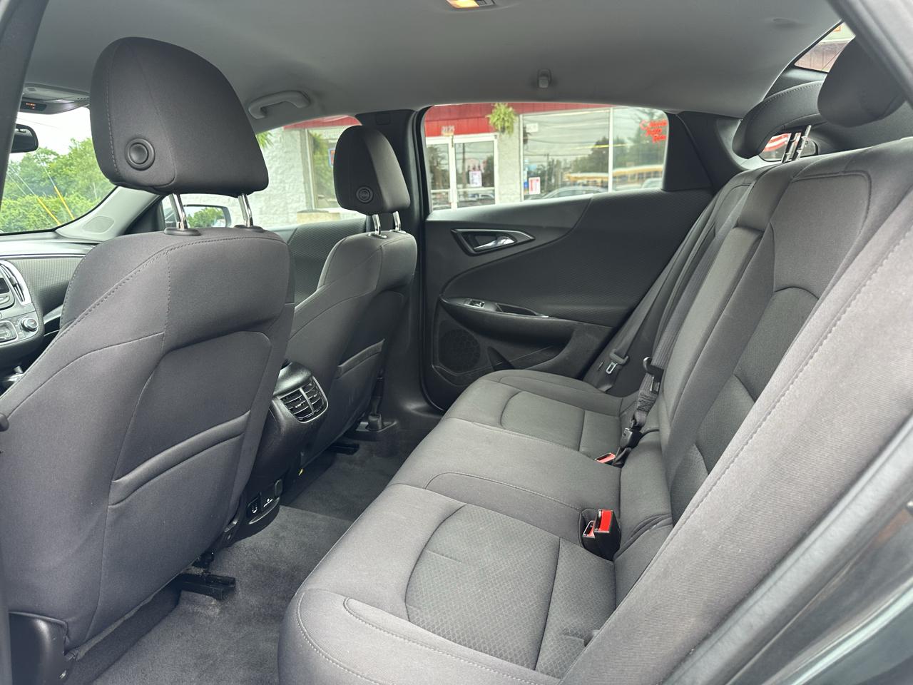 Chevrolet Malibu 4dr Sdn LT w/1LT 2017