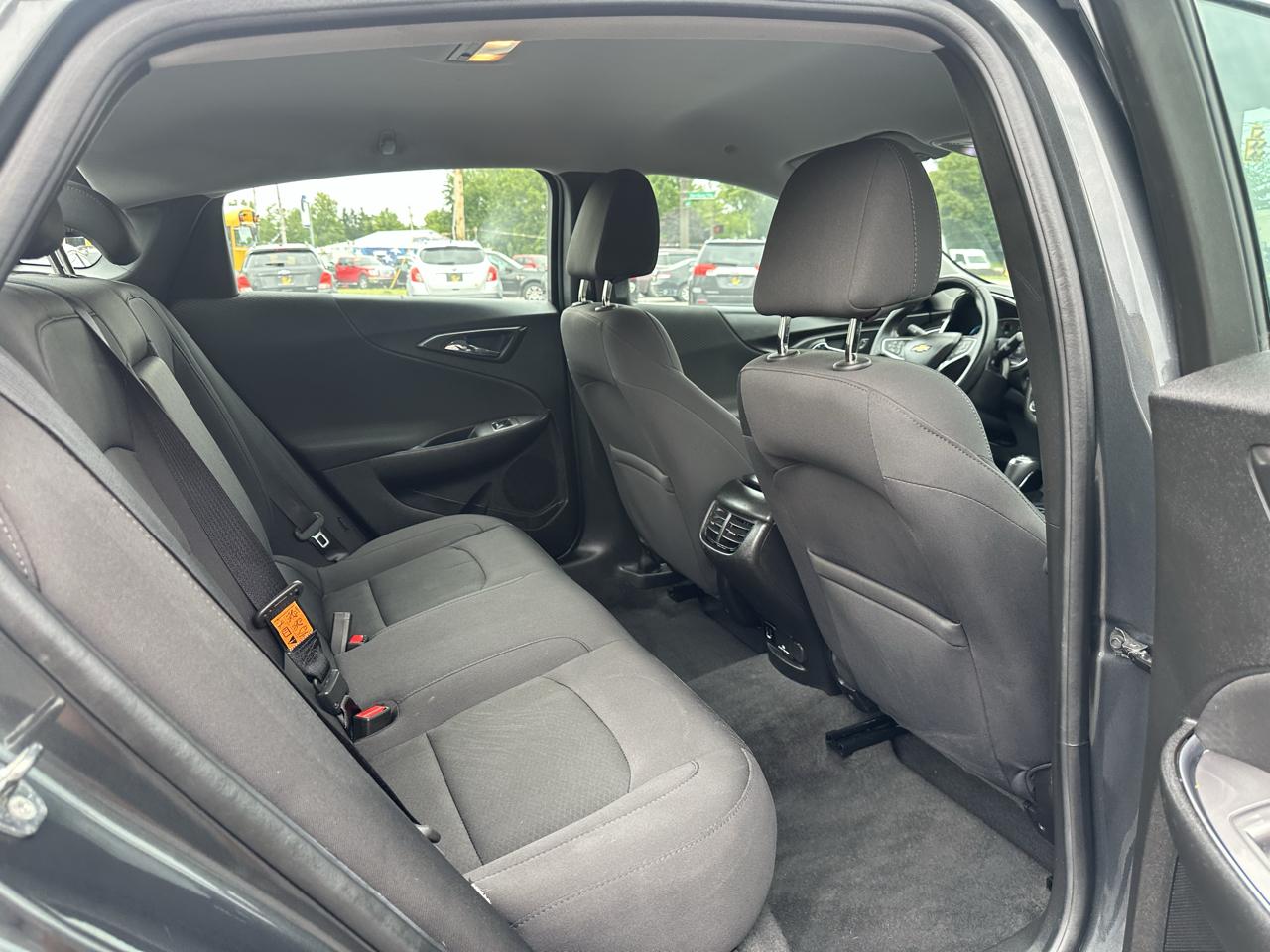 Chevrolet Malibu 4dr Sdn LT w/1LT 2017