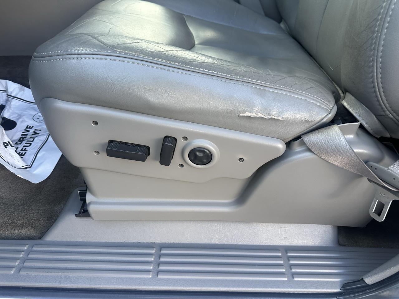 GMC Sierra 2500HD Ext Cab 143.5" WB 4WD SLT 2005