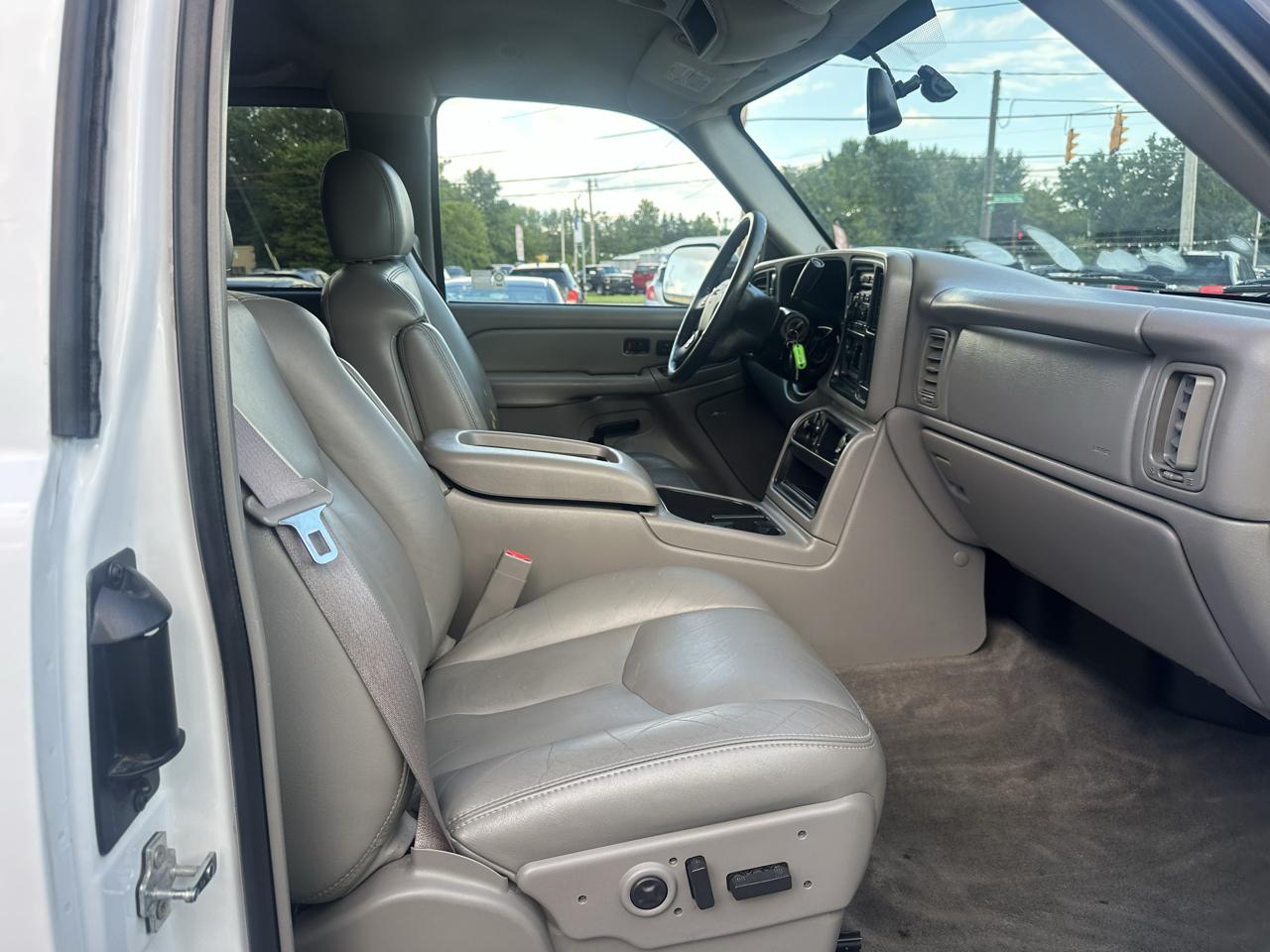 GMC Sierra 2500HD Ext Cab 143.5" WB 4WD SLT 2005