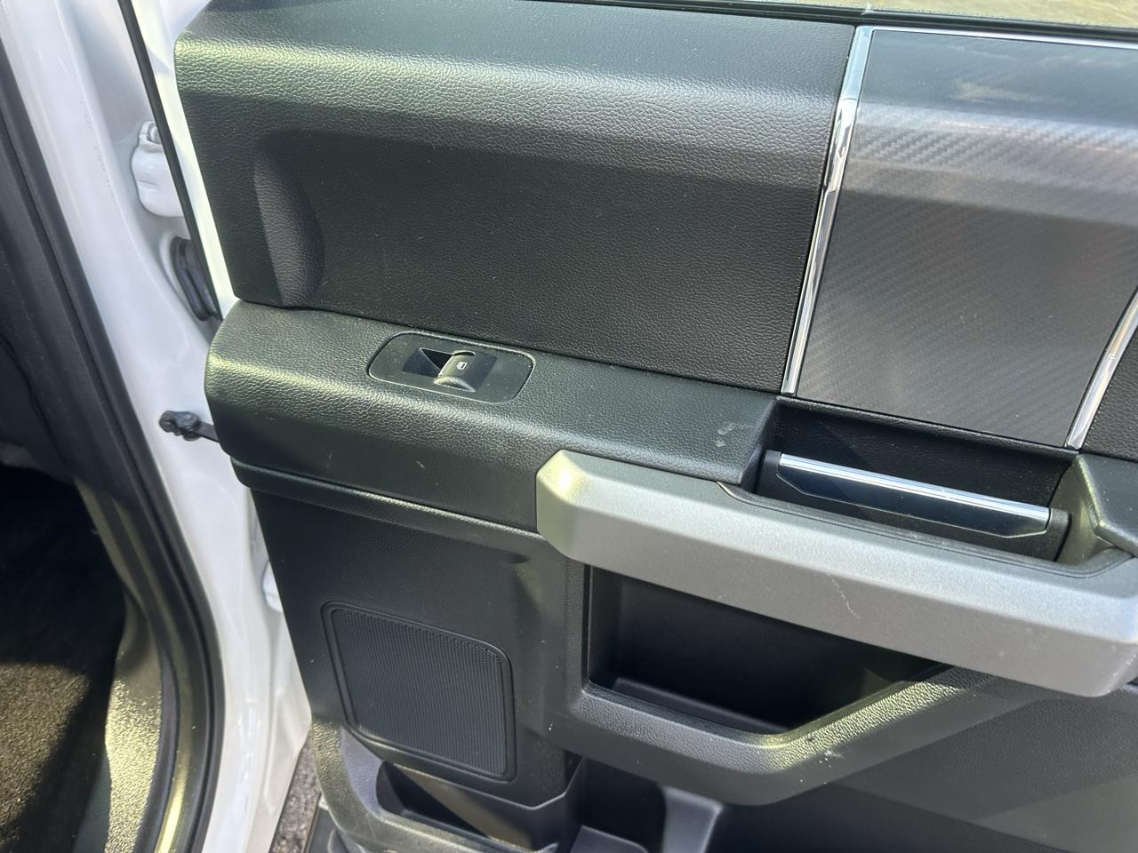 Ford F-150 4WD SuperCrew 150" XLT 2018