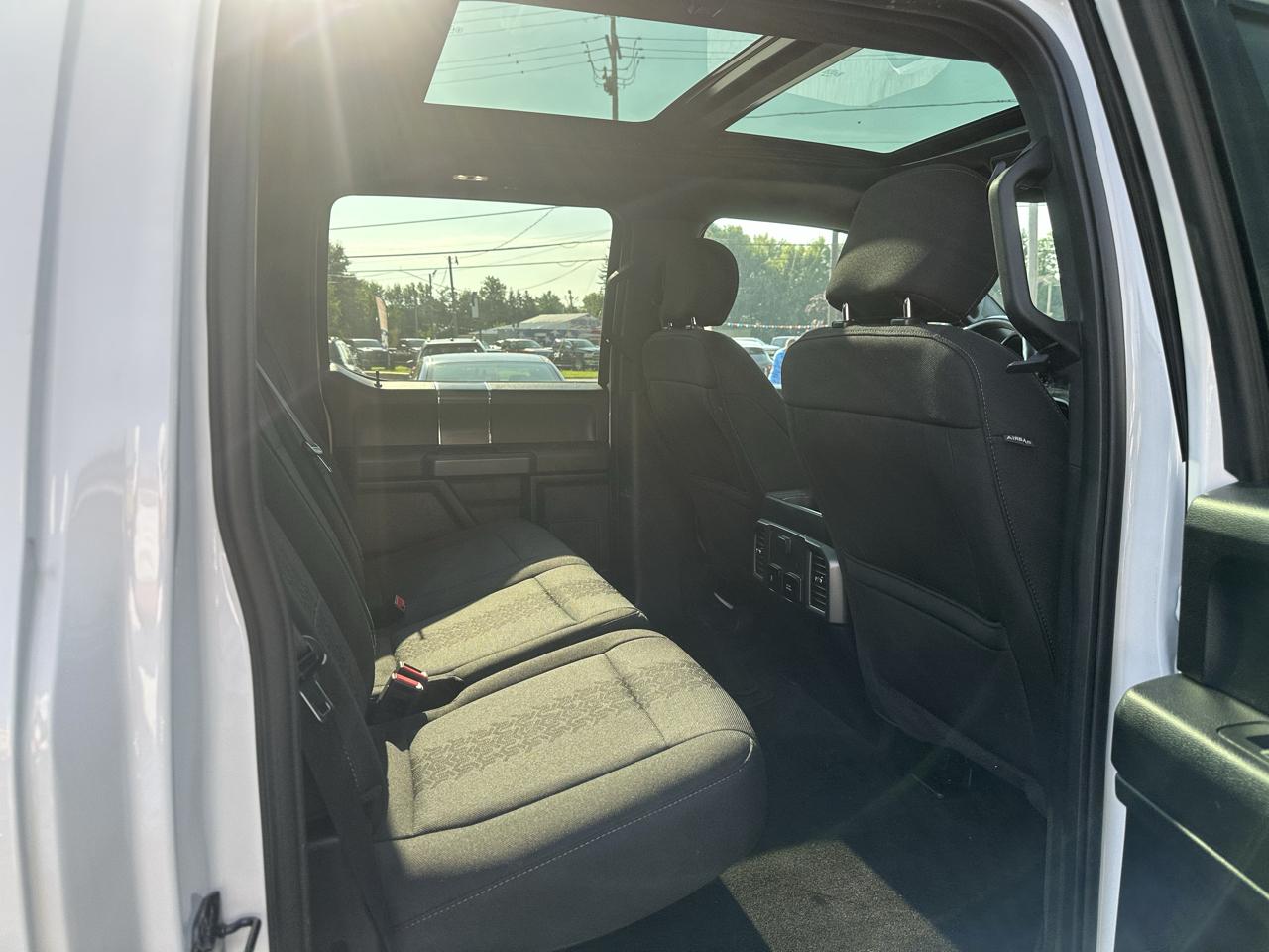 Ford F-150 4WD SuperCrew 150" XLT 2018
