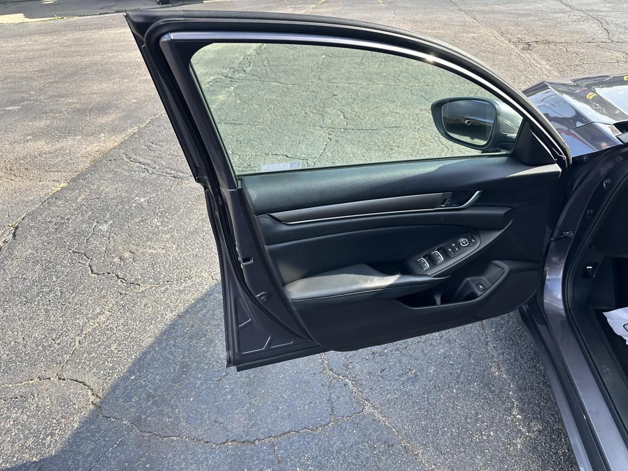 Honda Accord Sedan LX 1.5T CVT 2018