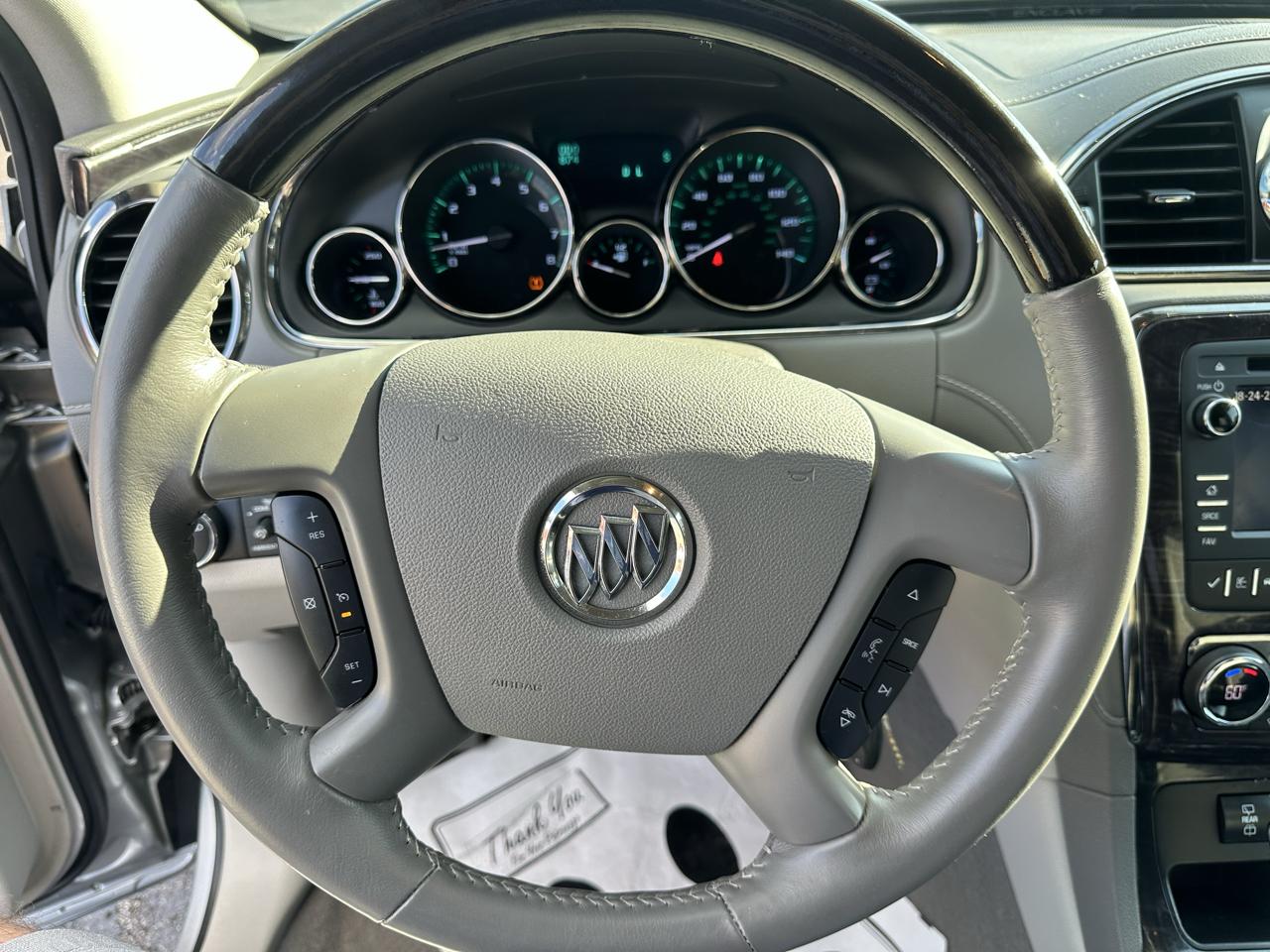 Buick Enclave FWD 4dr Convenience 2017