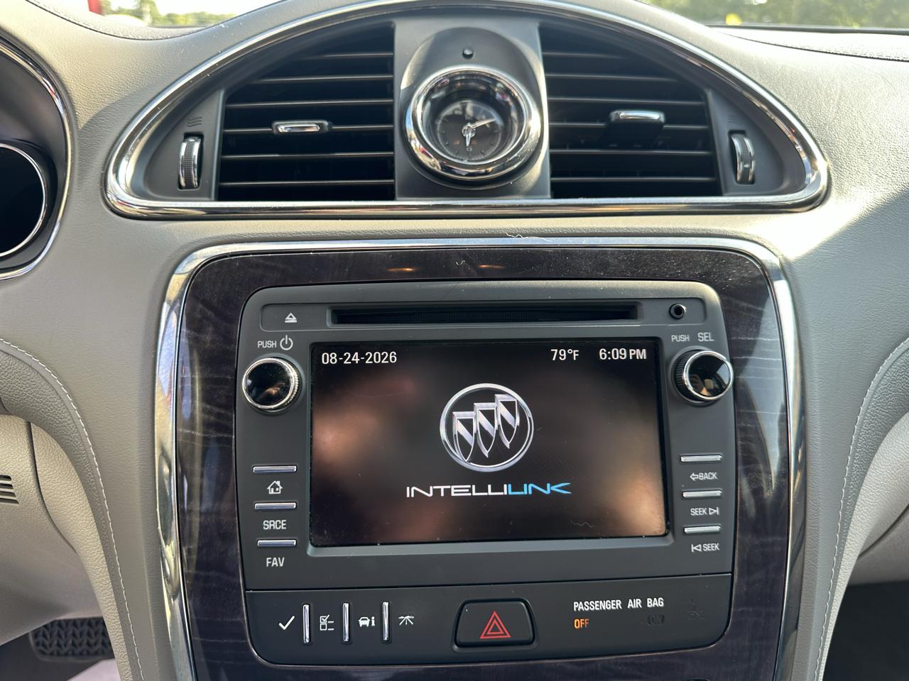 Buick Enclave FWD 4dr Convenience 2017