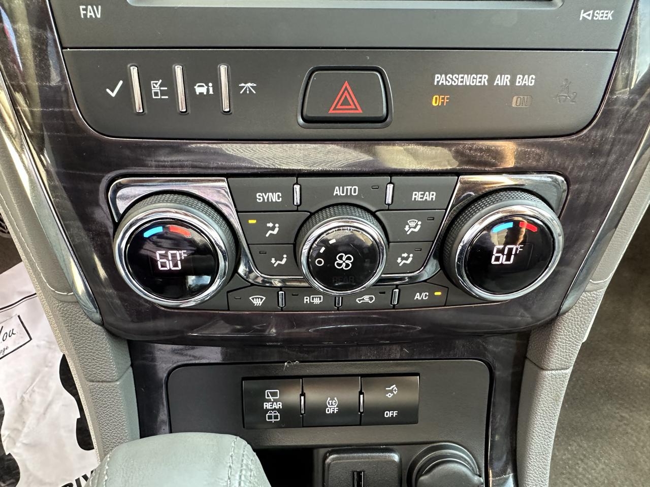 Buick Enclave FWD 4dr Convenience 2017