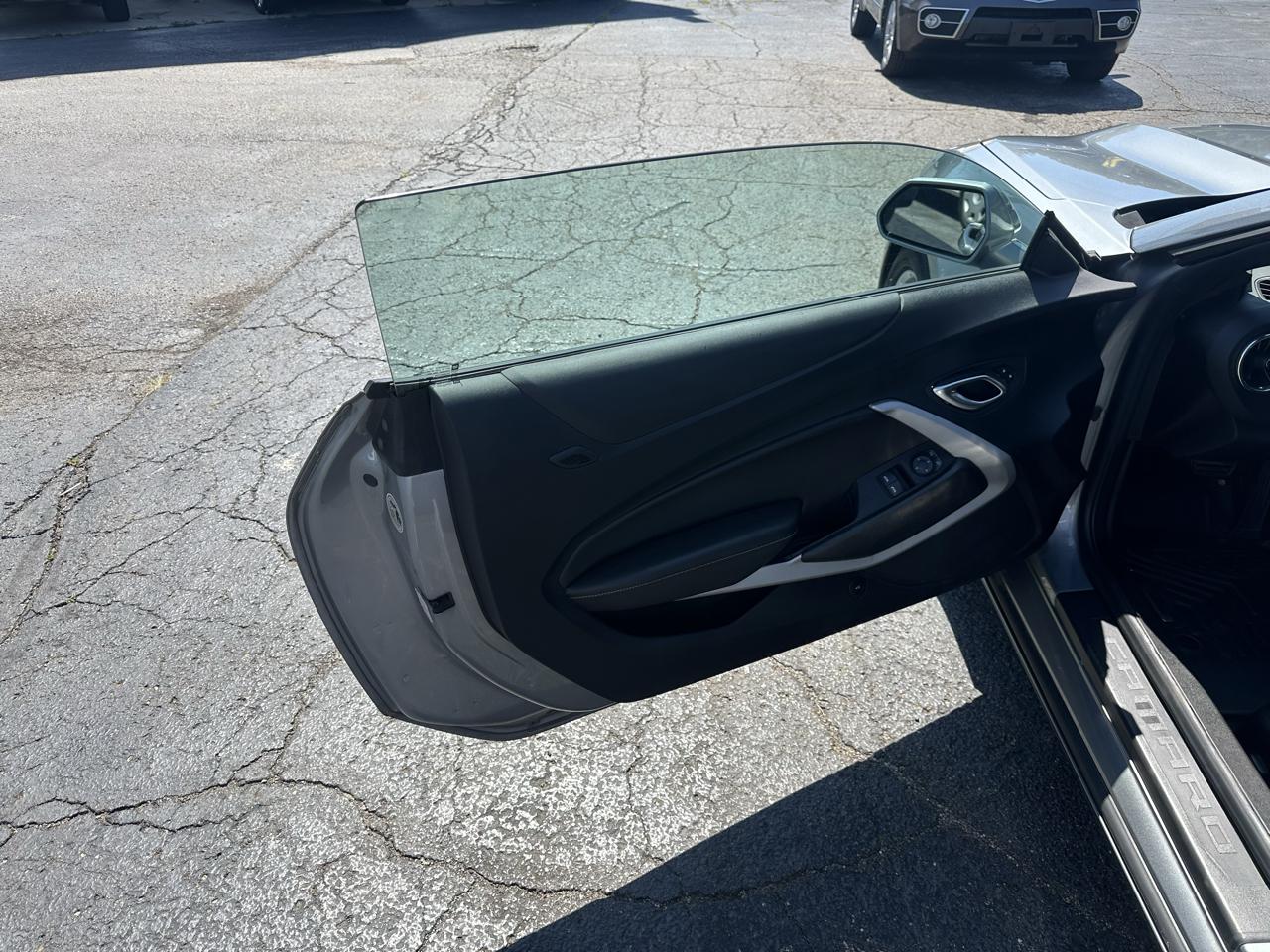 Chevrolet Camaro 2dr Cpe 1LT 2023