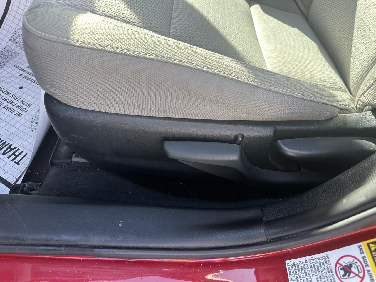 Toyota Corolla 4dr Sdn CVT LE Premium (Natl) 2015