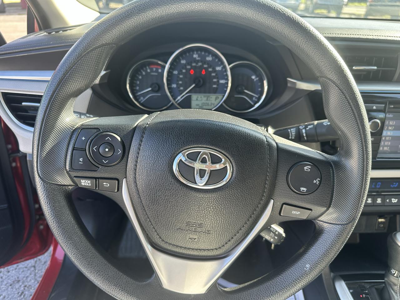 Toyota Corolla 4dr Sdn CVT LE Premium (Natl) 2015