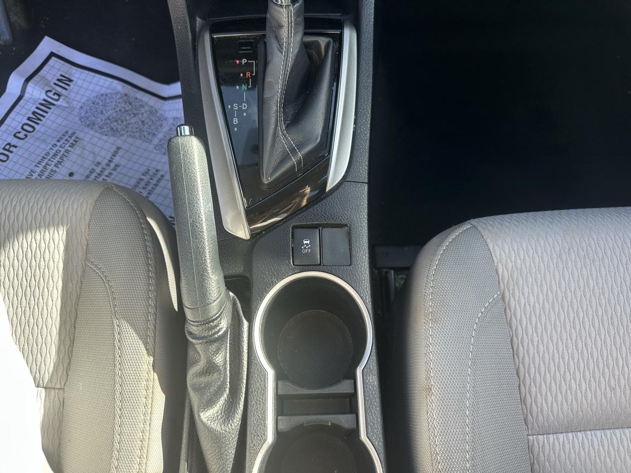 Toyota Corolla 4dr Sdn CVT LE Premium (Natl) 2015