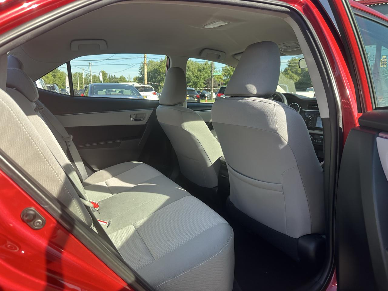 Toyota Corolla 4dr Sdn CVT LE Premium (Natl) 2015