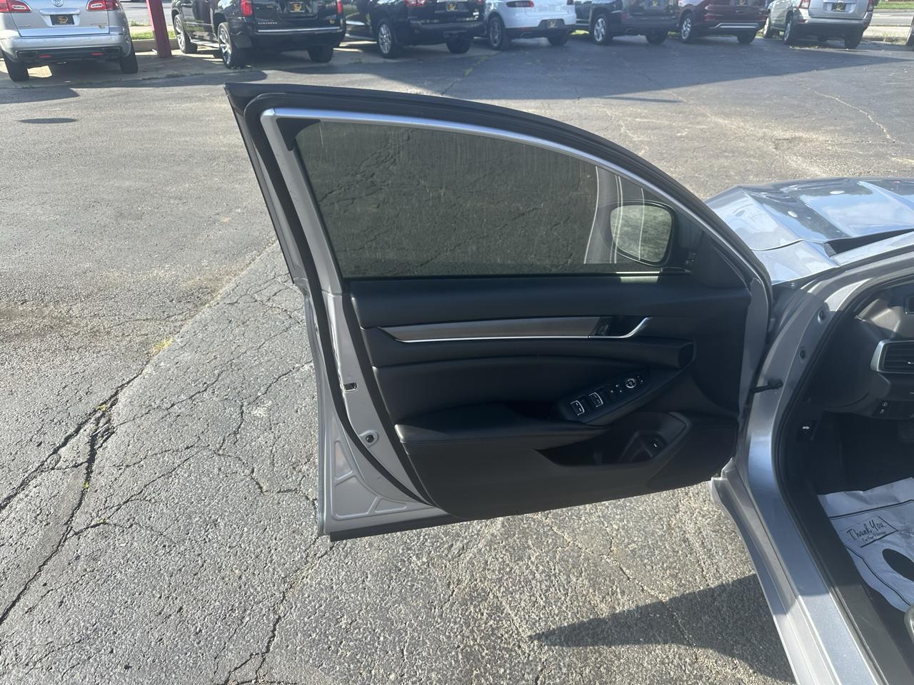 Honda Accord Sedan LX 1.5T CVT 2020