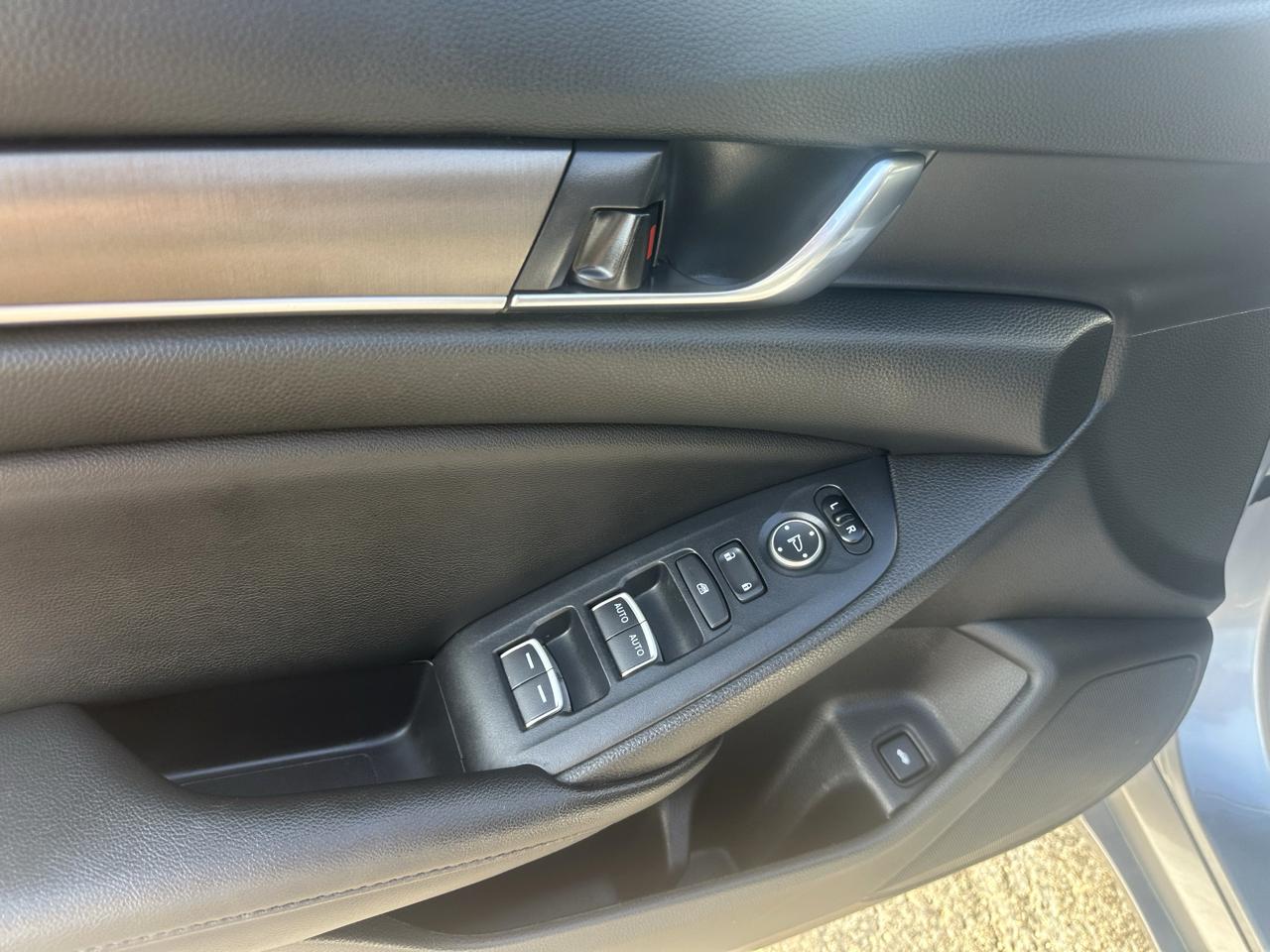 Honda Accord Sedan LX 1.5T CVT 2020