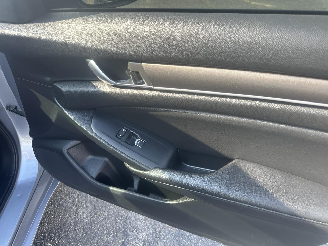 Honda Accord Sedan LX 1.5T CVT 2020