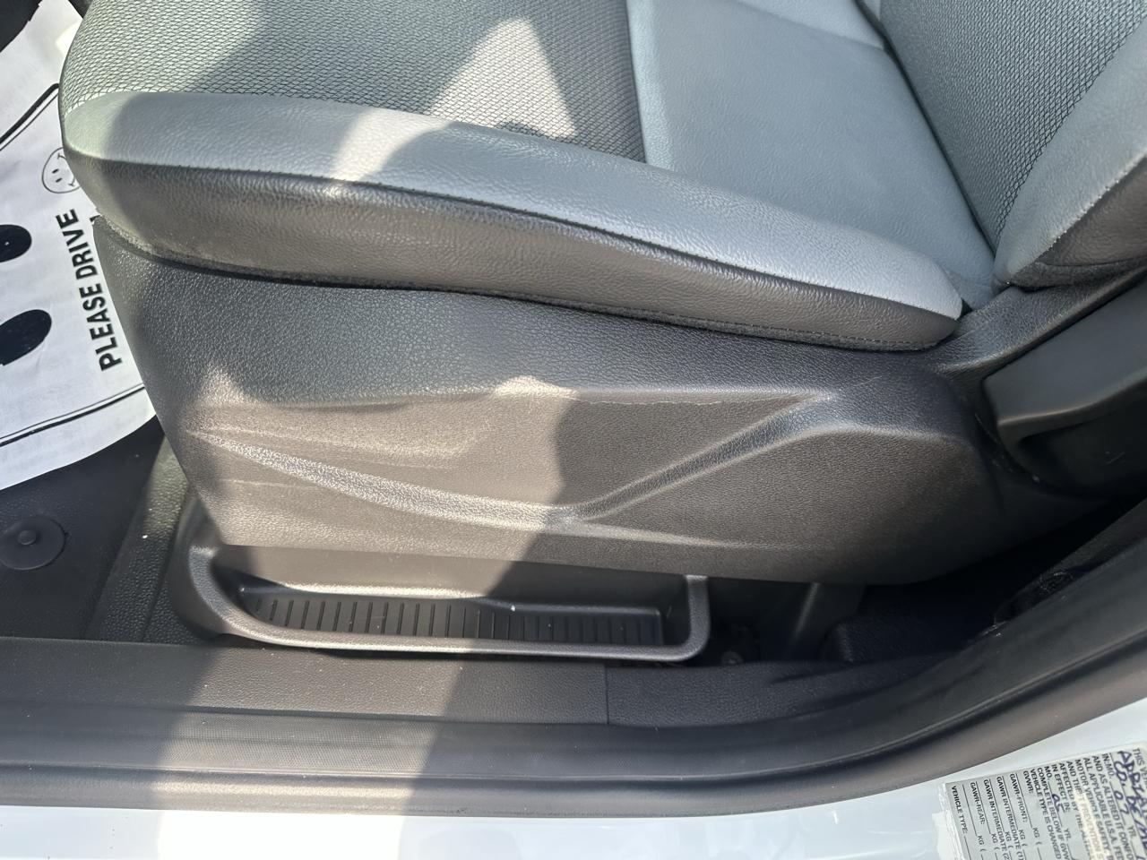 Ford Transit Connect Van XL LWB w/Rear Symmetrical Doors 2017