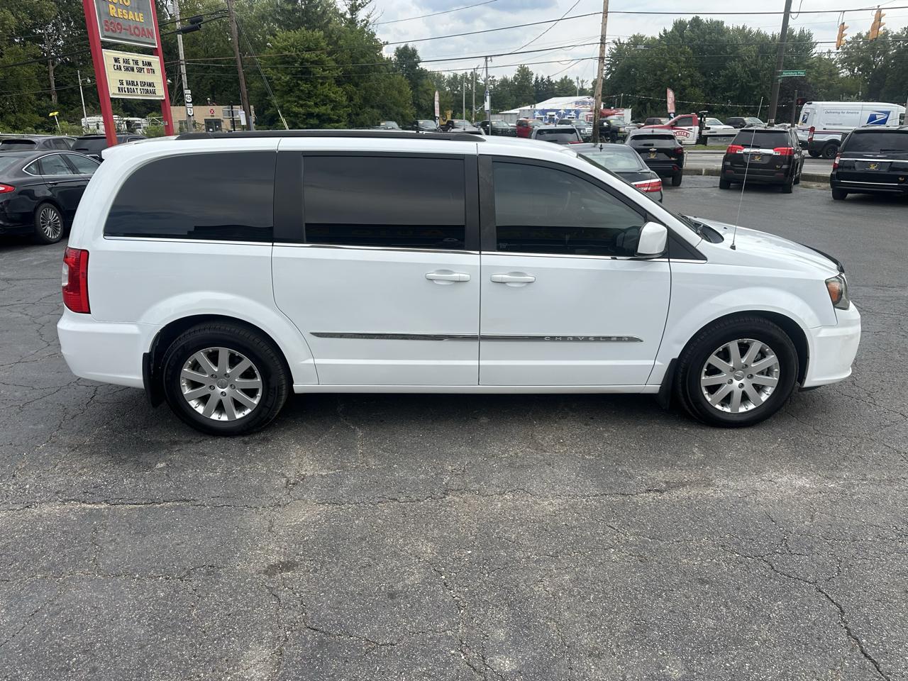 Chrysler Town & Country 4dr Wgn Touring 2015