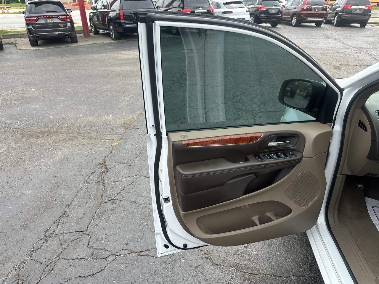 Chrysler Town & Country 4dr Wgn Touring 2015