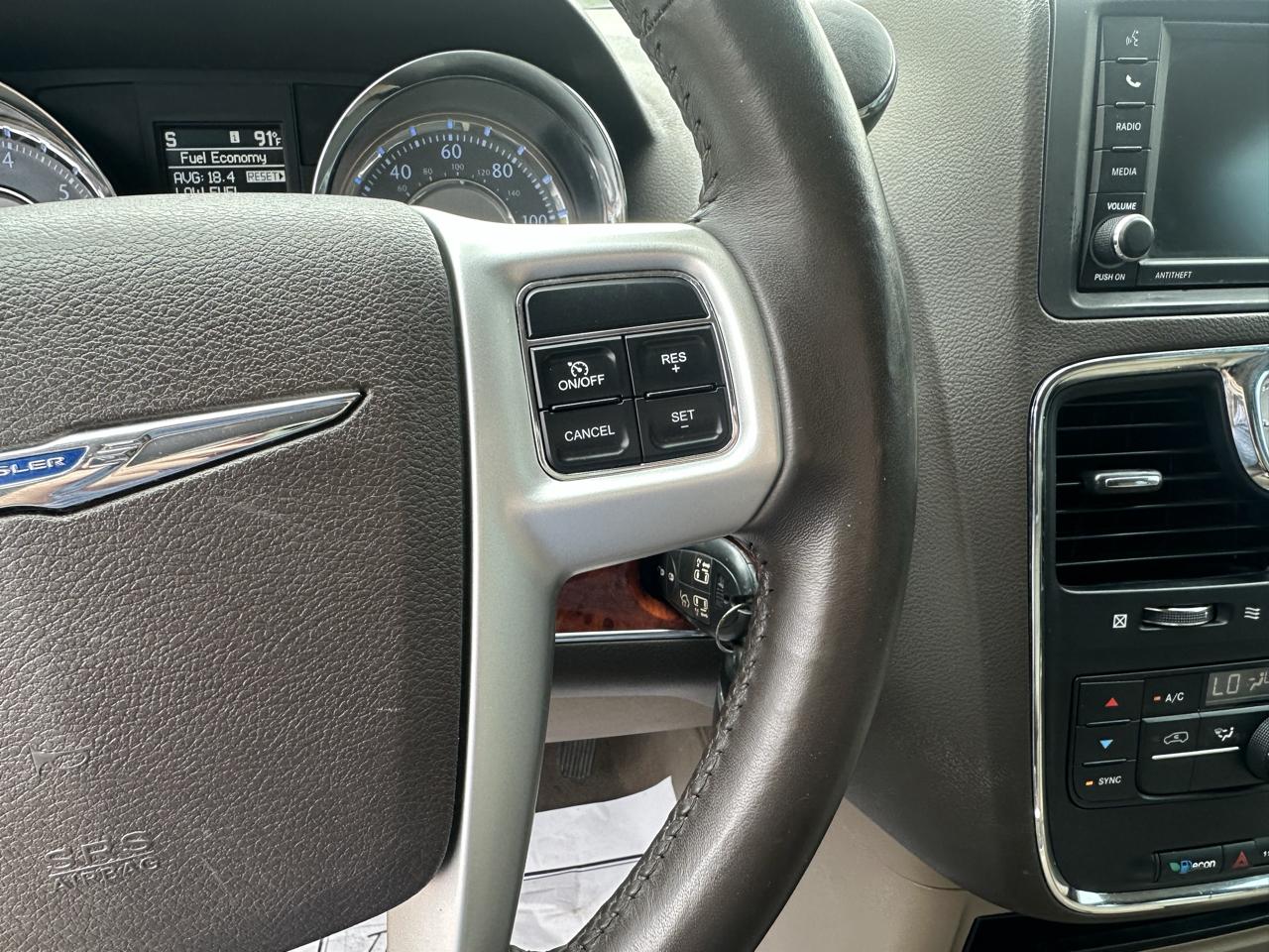 Chrysler Town & Country 4dr Wgn Touring 2015
