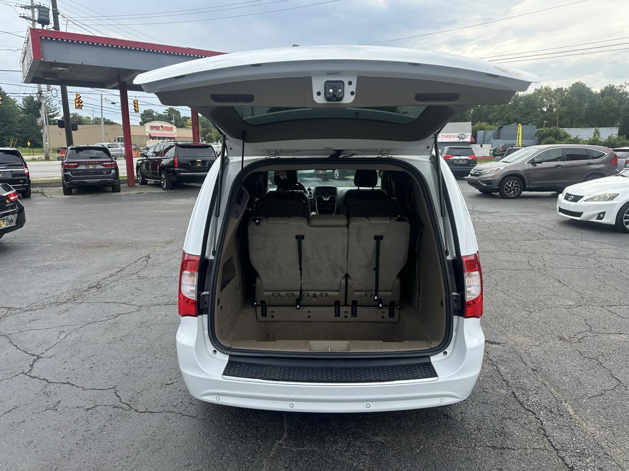Chrysler Town & Country 4dr Wgn Touring 2015