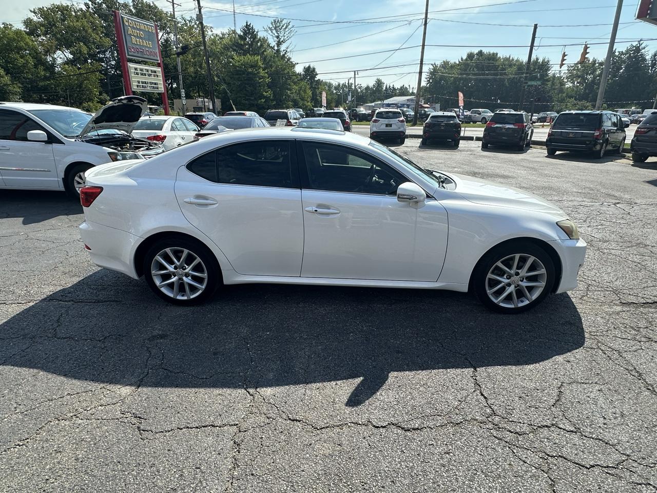 Lexus IS 250 4dr Sport Sdn Auto AWD 2011
