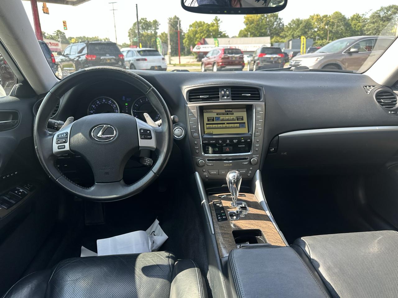 Lexus IS 250 4dr Sport Sdn Auto AWD 2011