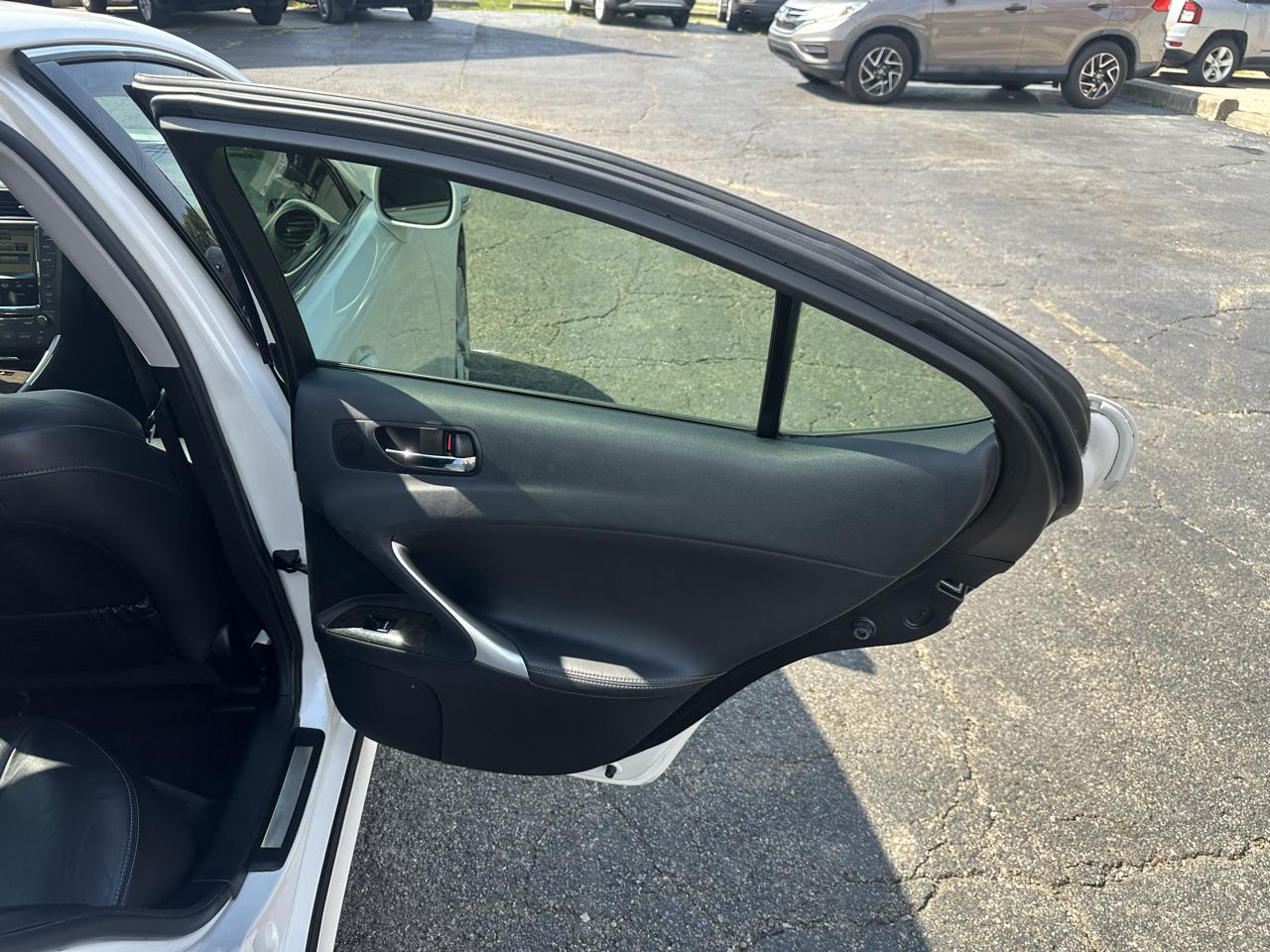 Lexus IS 250 4dr Sport Sdn Auto AWD 2011