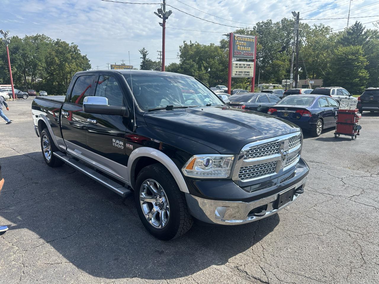 RAM 1500 4WD Crew Cab 149" Laramie 2014