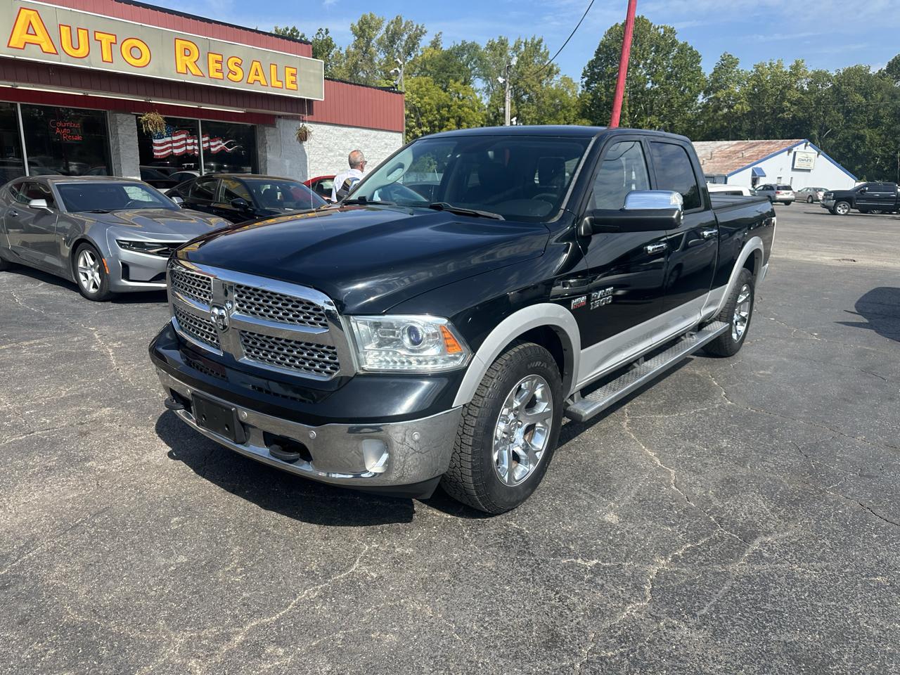RAM 1500 4WD Crew Cab 149" Laramie 2014