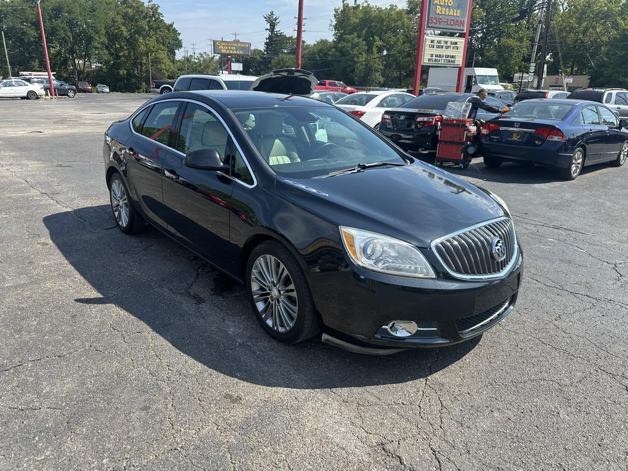 Buick Verano 4dr Sdn Leather Group 2013