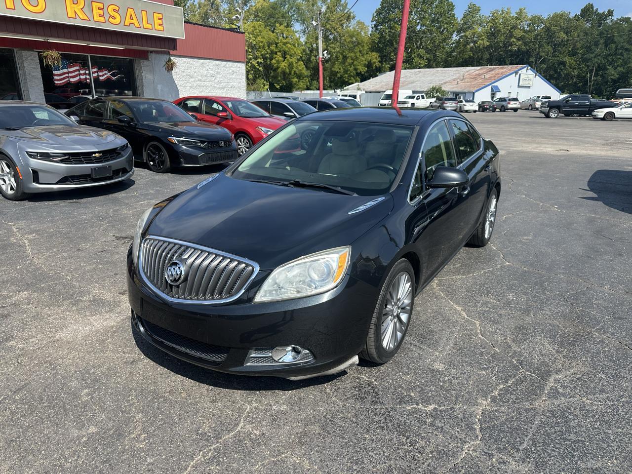 Buick Verano 4dr Sdn Leather Group 2013
