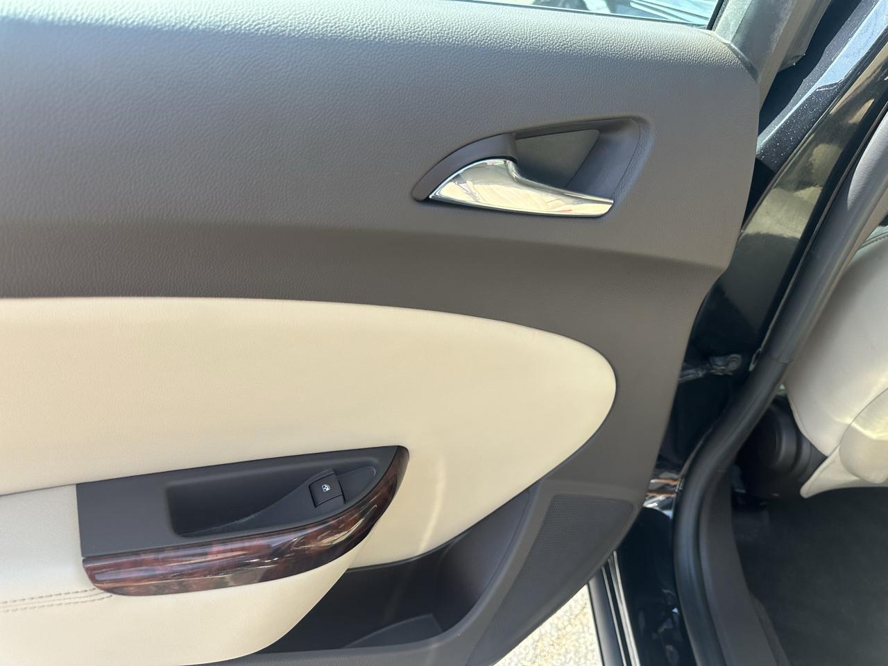 Buick Verano 4dr Sdn Leather Group 2013
