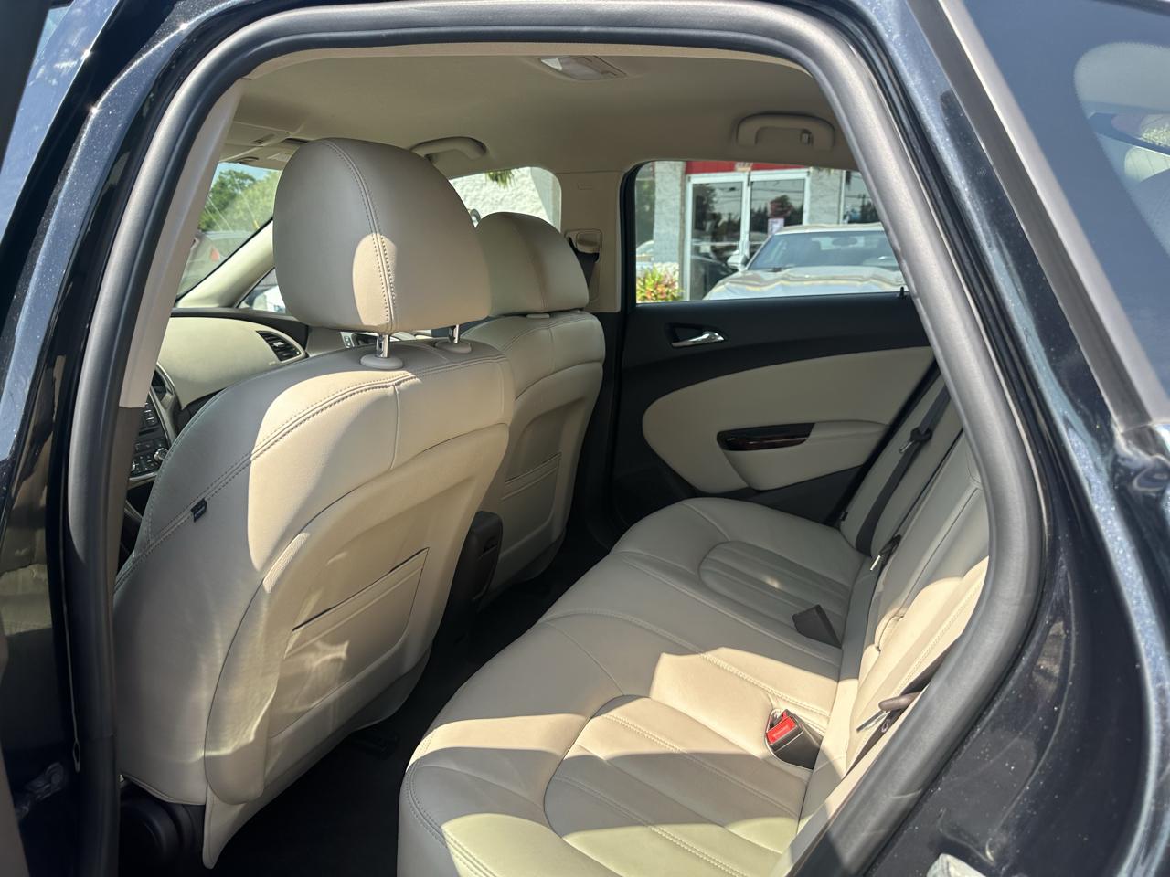 Buick Verano 4dr Sdn Leather Group 2013