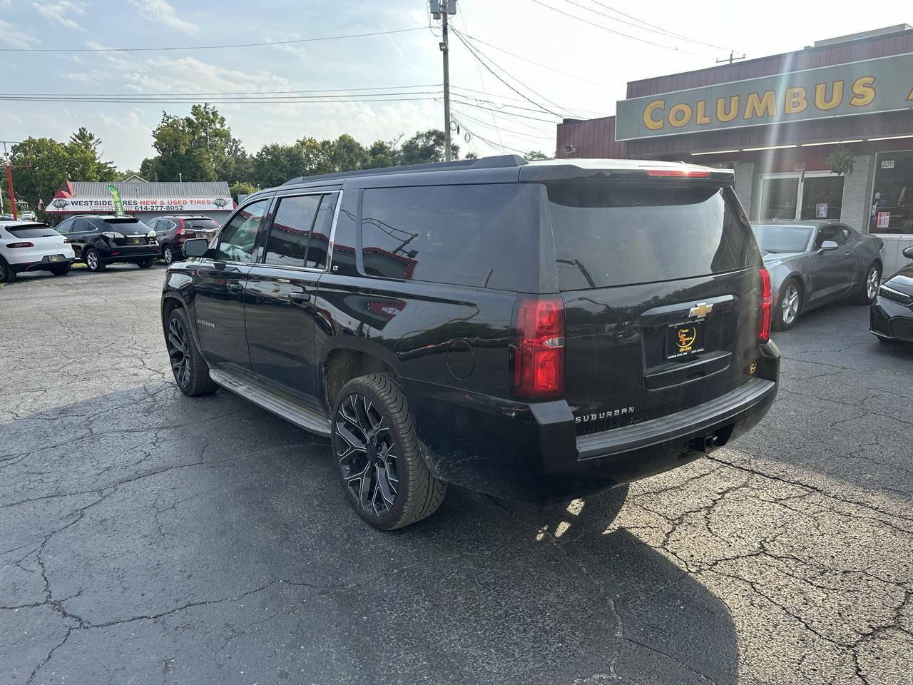 Chevrolet Suburban 4WD 4dr LT 2015