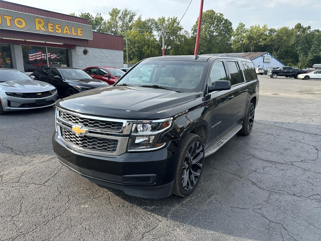 Chevrolet Suburban 4WD 4dr LT 2015