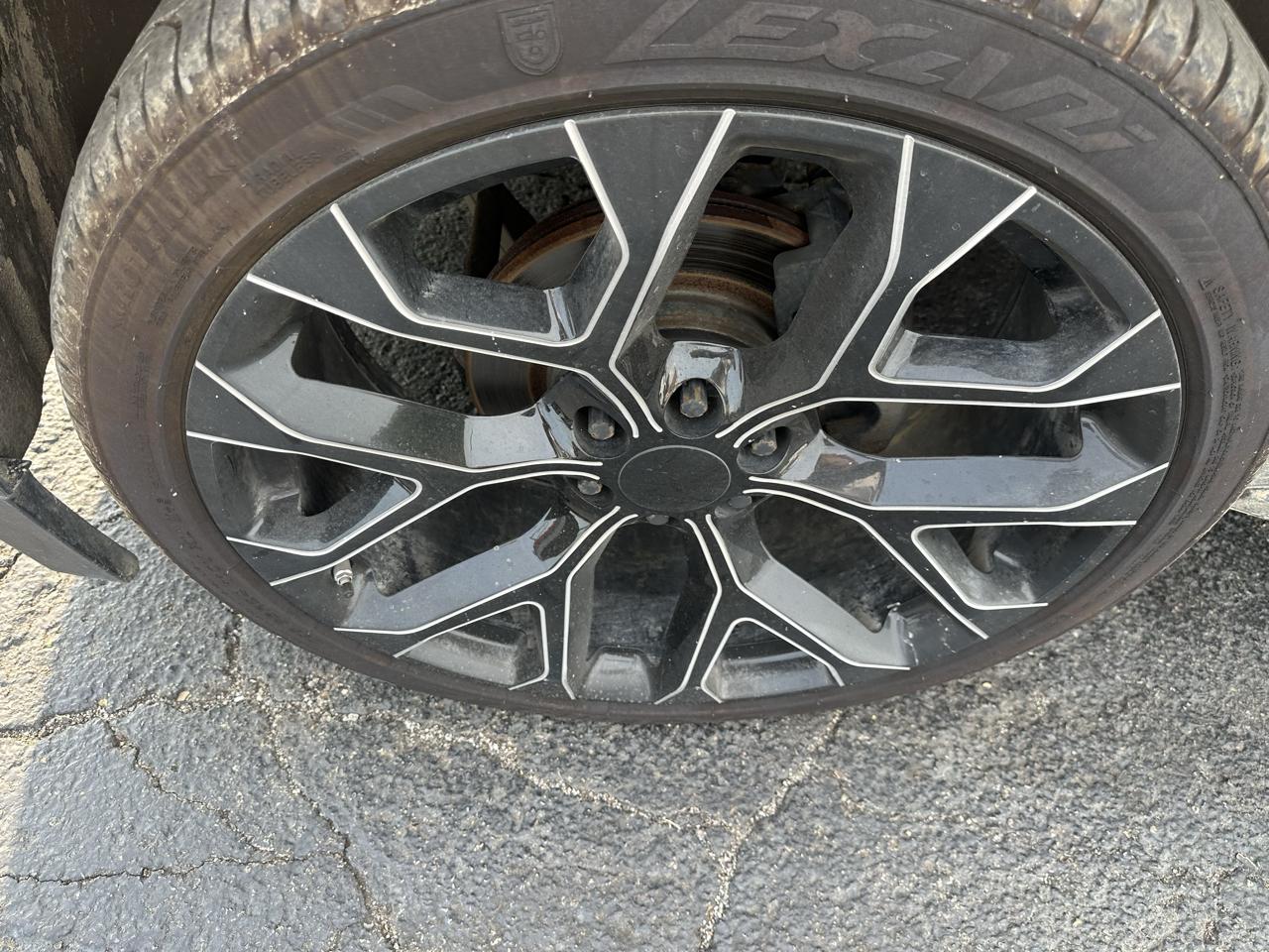 Chevrolet Suburban 4WD 4dr LT 2015
