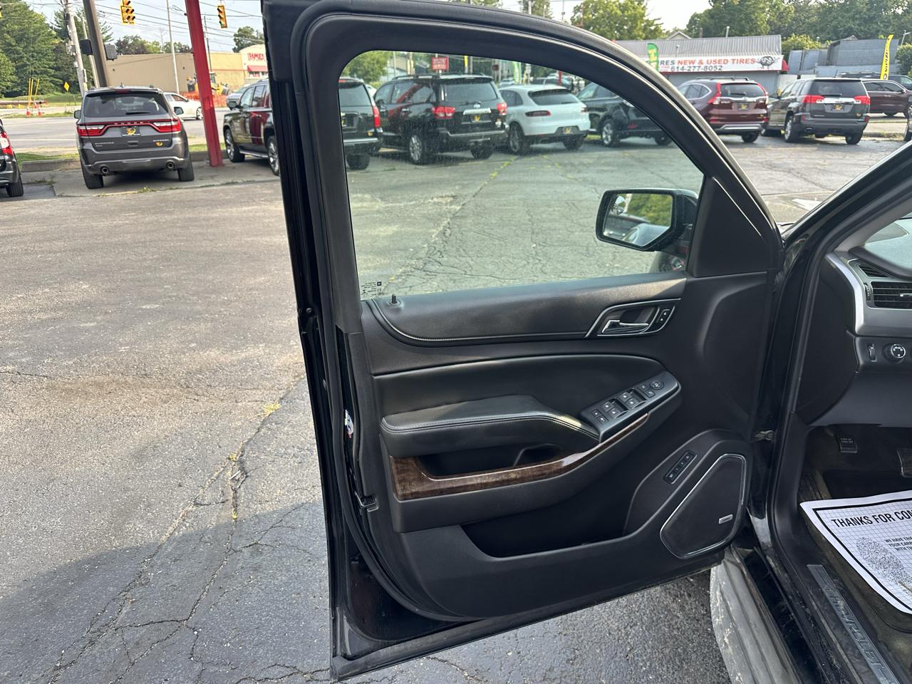 Chevrolet Suburban 4WD 4dr LT 2015