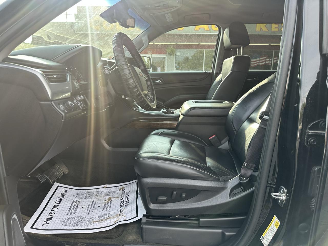 Chevrolet Suburban 4WD 4dr LT 2015