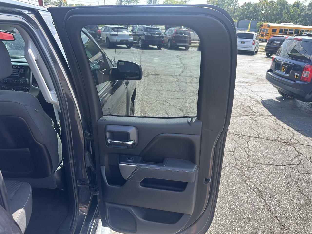 Chevrolet Silverado 1500 2WD Double Cab 143.5" LT w/1LT 2015