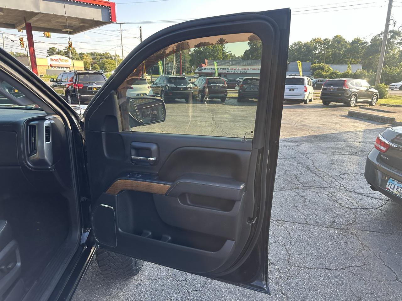 Chevrolet Silverado 1500 4WD Crew Cab 143.5" LTZ w/1LZ 2014