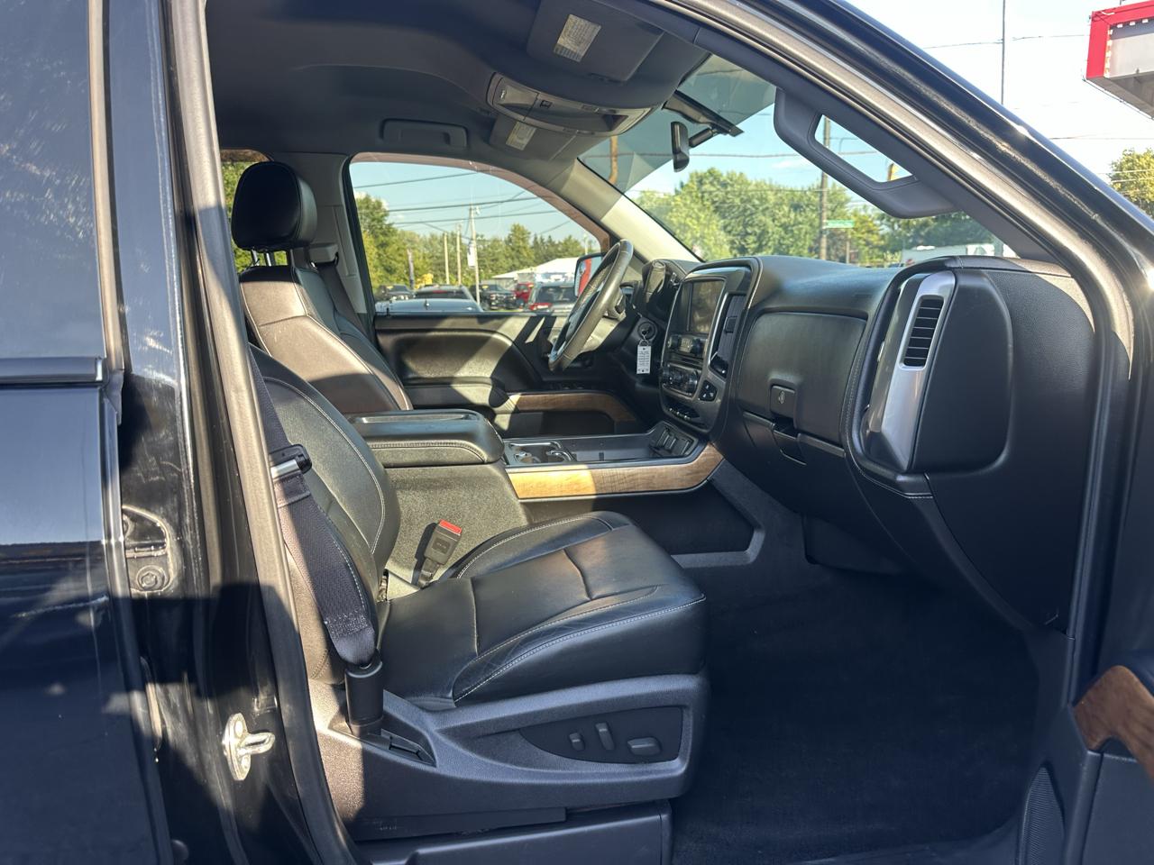 Chevrolet Silverado 1500 4WD Crew Cab 143.5" LTZ w/1LZ 2014