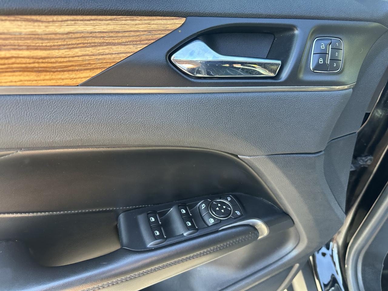 Lincoln MKC FWD 4dr Select 2016
