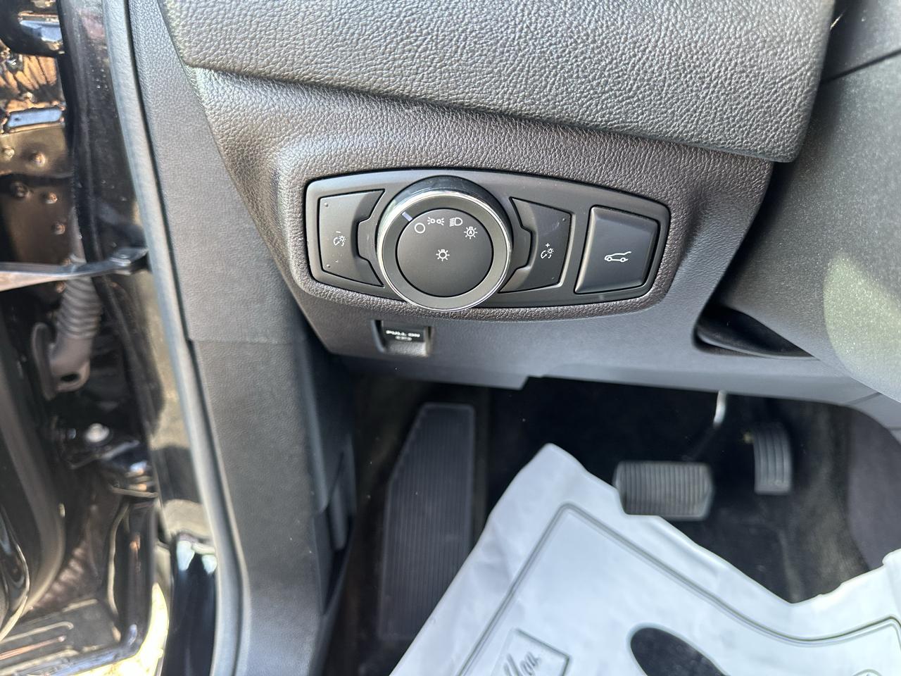 Lincoln MKC FWD 4dr Select 2016